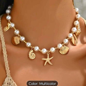 Collar color perlado con dijes marinos