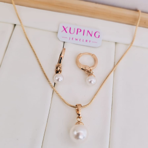 Juego de Collar y Arete Xuping con Perla Solitaria Clásica