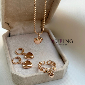 Juego de Joyeria Xuping Completo Collar, Arete y Anillo de Corazón